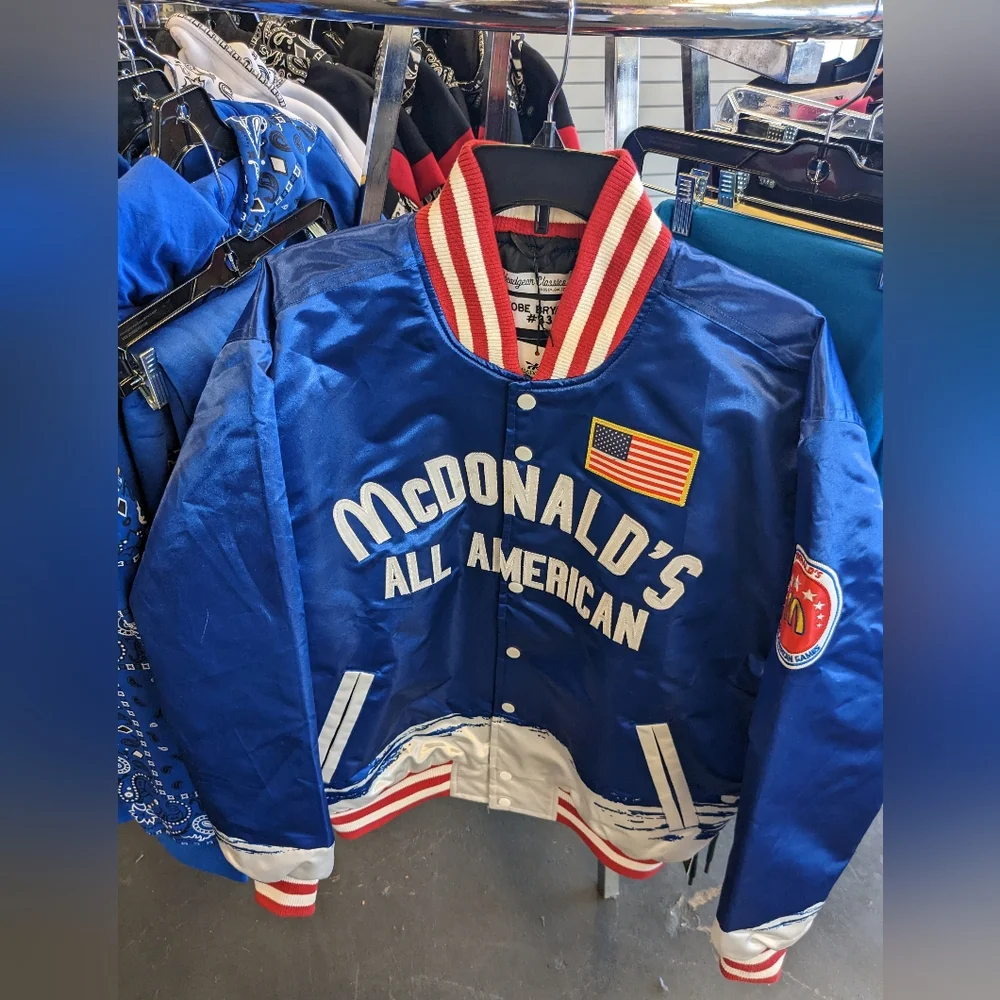 Bomber jacket - Picture 2 of 2